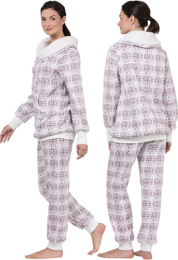 Cozy Women's Pajama Set - Perfect for Relaxation