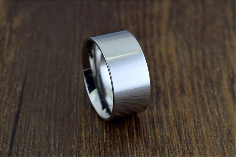Men's 10mm Wide Polished Stainless Steel Comfort Fit Band