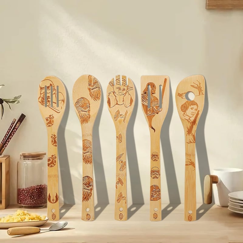 Star Wars Kitchen Utensil Set - 5 PCS Wooden Spoons & Spatula