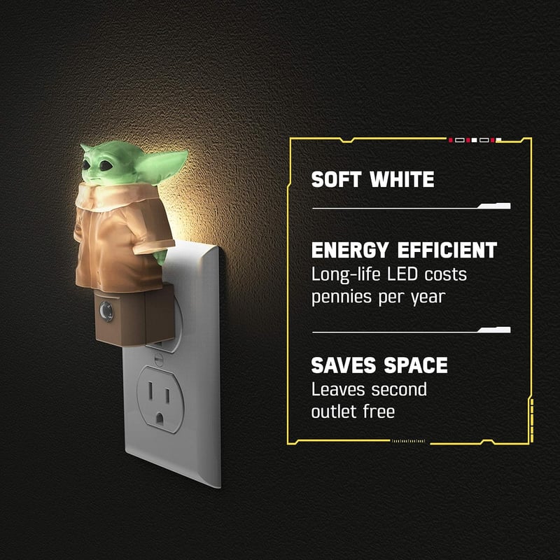 Baby Yoda LED Night Light with Dusk to Dawn Sensor