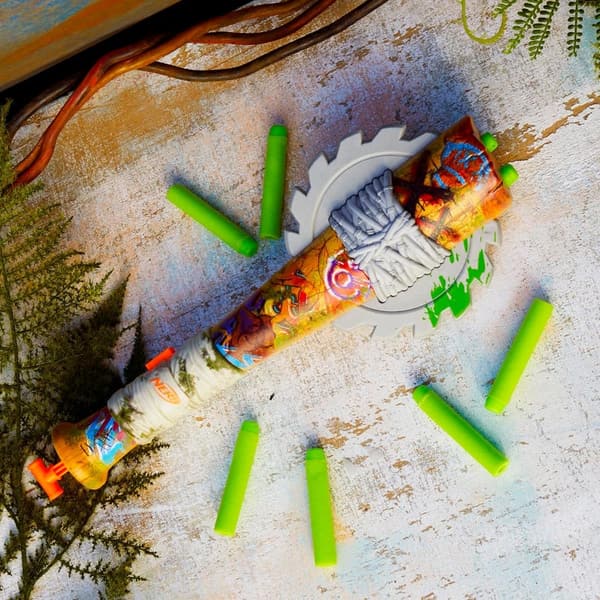 Nerf Zombie Strikeout Blaster with 8 Elite Darts, Ages 8+
