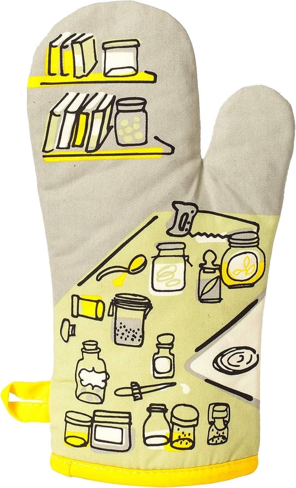 Super-Insulated Cotton Oven Mitt - Droppin' a New Recipe