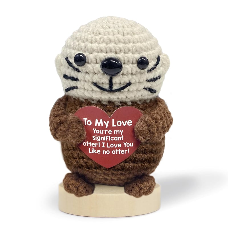 Handmade Crochet Otter Valentine’s Day Gift for Couples