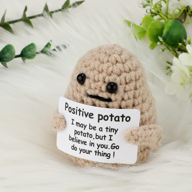 Cheerful Mini Knitted Potato Toy with Positive Card