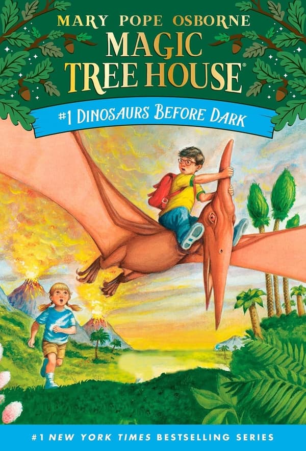 Dinosaurs Before Dark: Magic Tree House Book 1