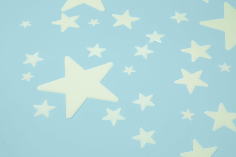 Wonder Stars Glow-in-the-Dark Ceiling Kit, 150 Reusable Pieces