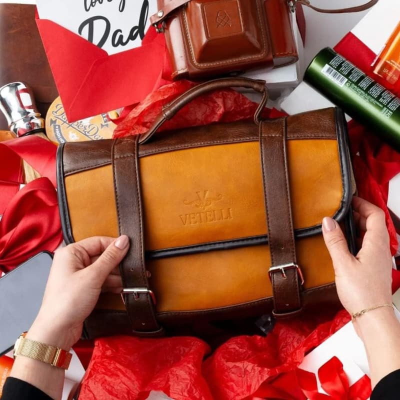 Men's Water-Resistant Leather Toiletry Bag with Multiple Pockets