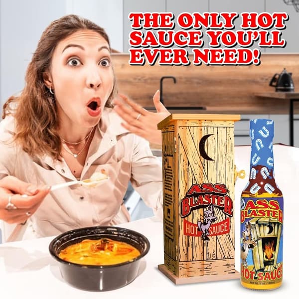 Habanero Hot Sauce Gift Set in Outhouse Box for Spicy Food Lovers