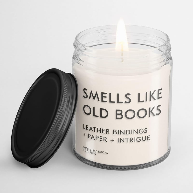 Book Lovers' Soy Candle - Gift for Readers