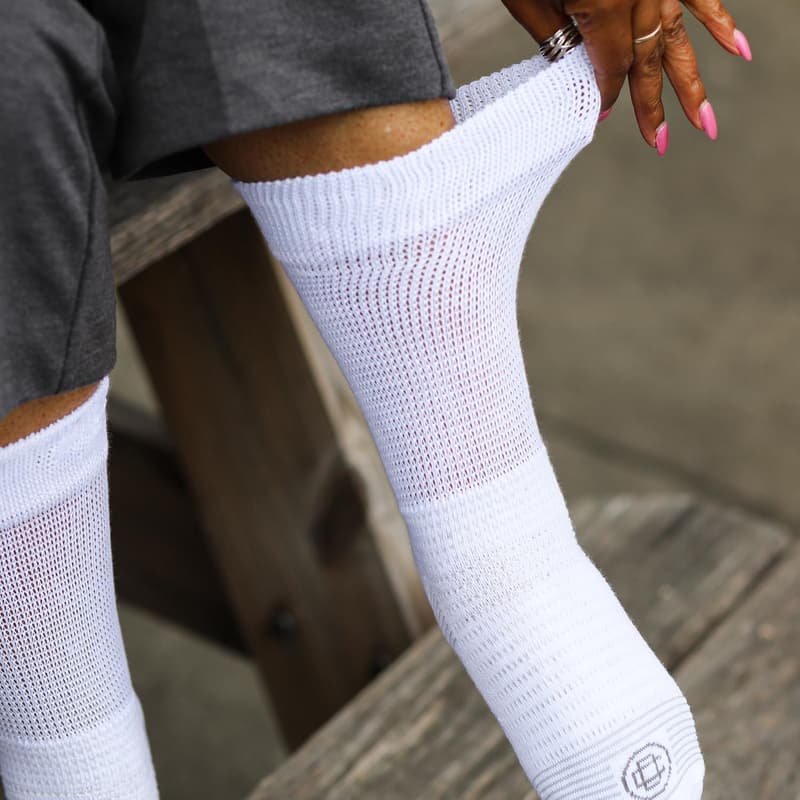 Men's Diabetic Seamless Socks - Non-Binding Top (4 Pairs)
