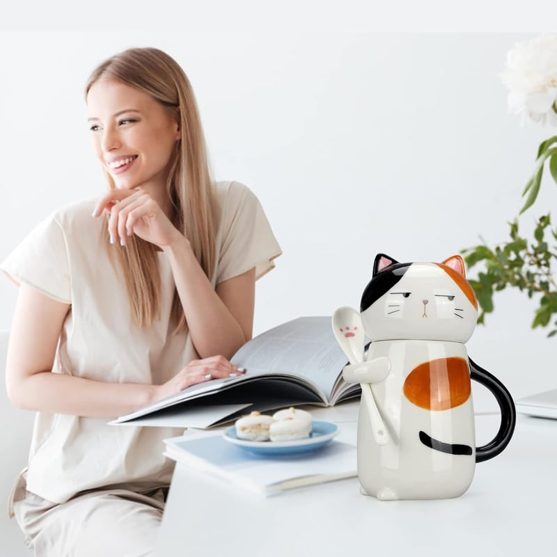 Adorable 3D Cat Mug with Lid & Spoon - Perfect for Cat Lovers