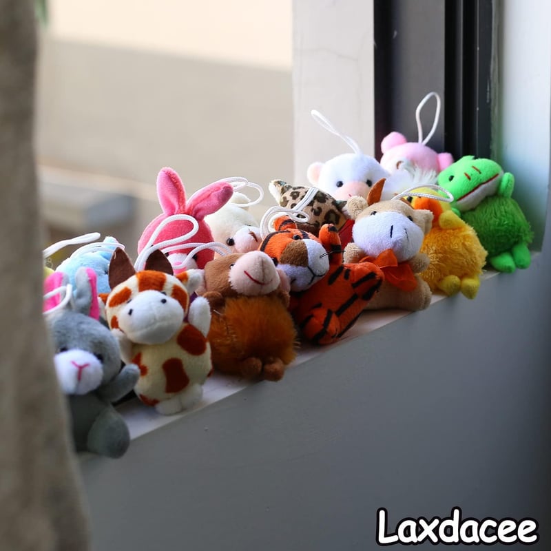 Mini Plush Animal Toy Set - 32 Cute Keychains for Kids