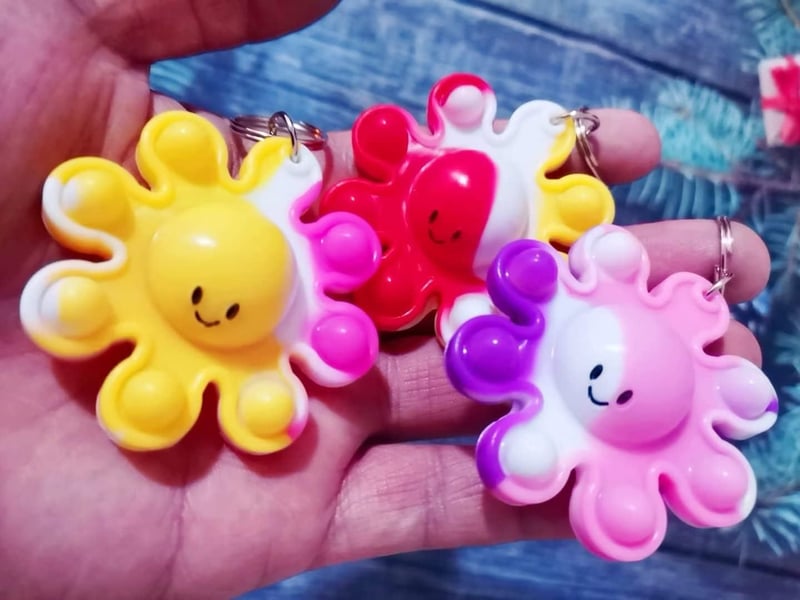 Mini Octopus Backpack Keychains - 30 Pack Student Party Favors