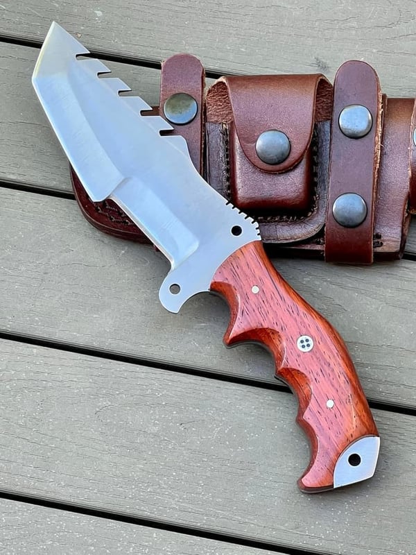 Custom Handmade Damascus Steel Tracker Knife with Walnut Handle