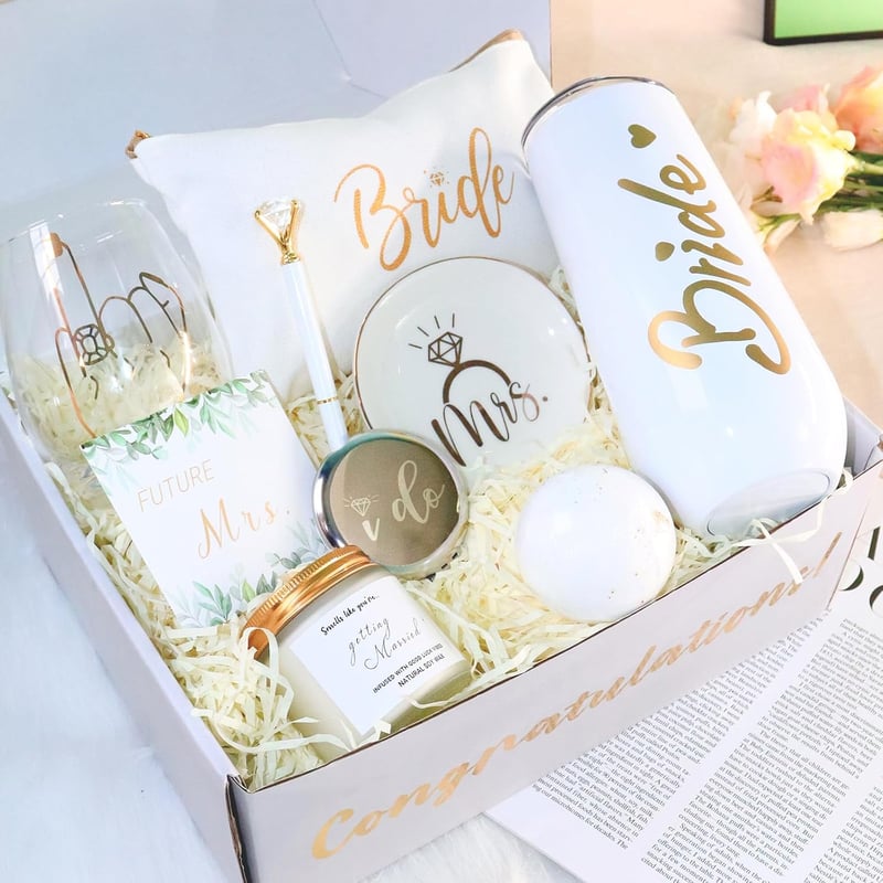 Bride-to-Be Gift Box – Bridal Shower & Engagement Essentials