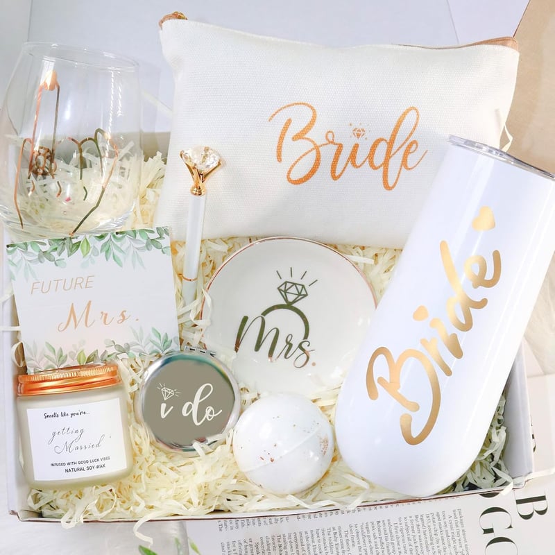Bride-to-Be Gift Box – Bridal Shower & Engagement Essentials