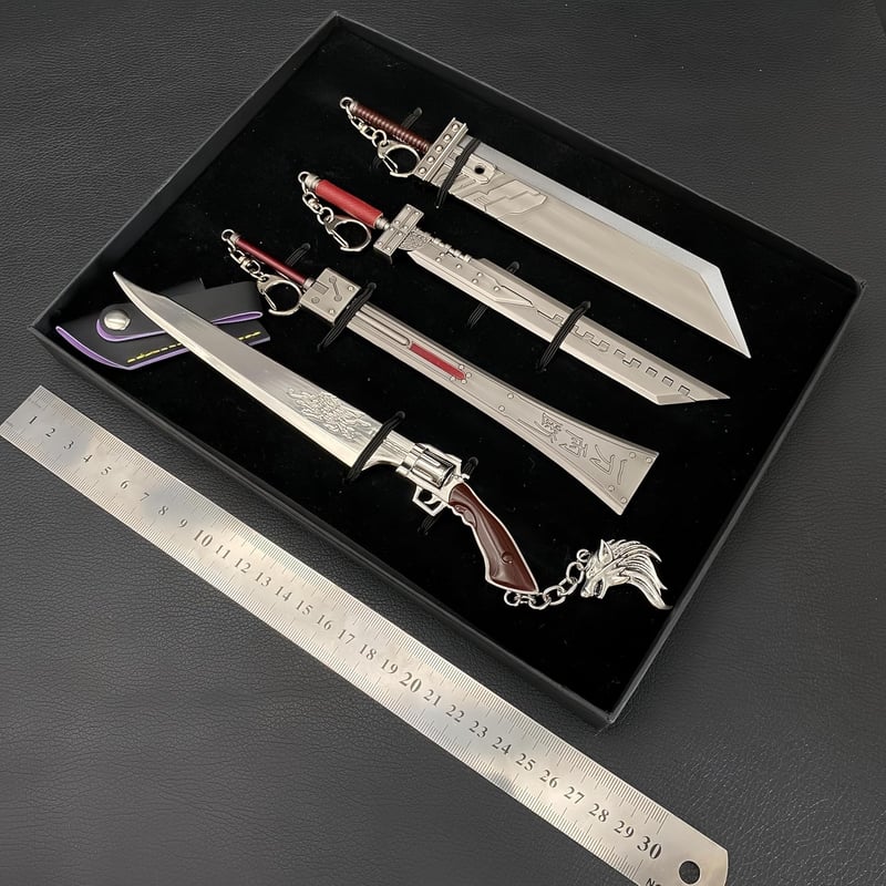 Fantasy Game Weapon Set - 4-in-1 Metal Sword Cosplay Props