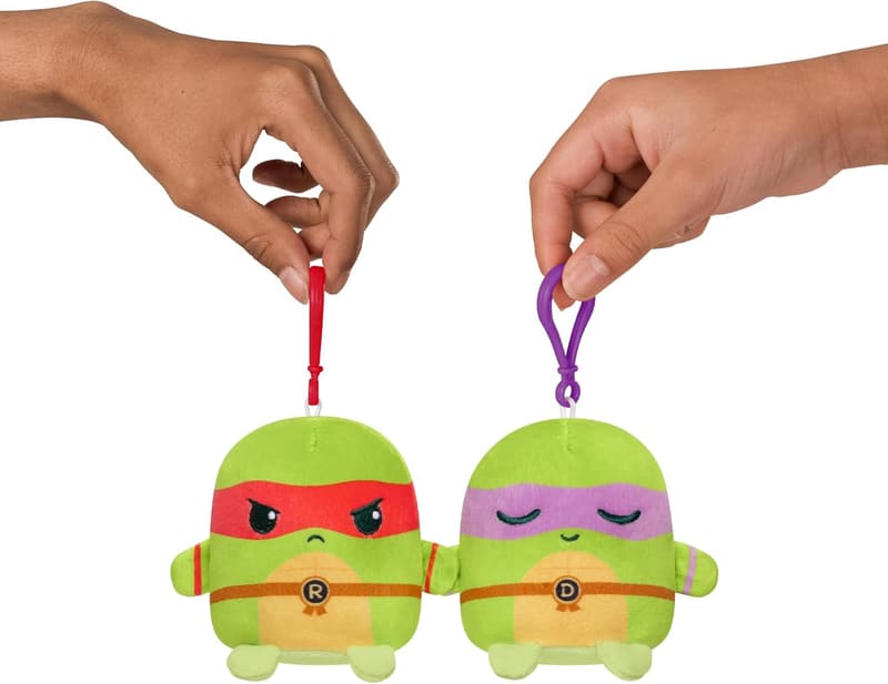 TMNT Plush Keychain Set – Kawaii Besties Holding Hands (4-Pack)