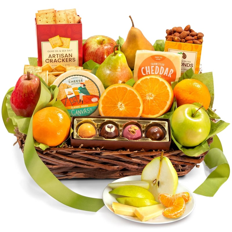 Deluxe Classic Fruit Basket