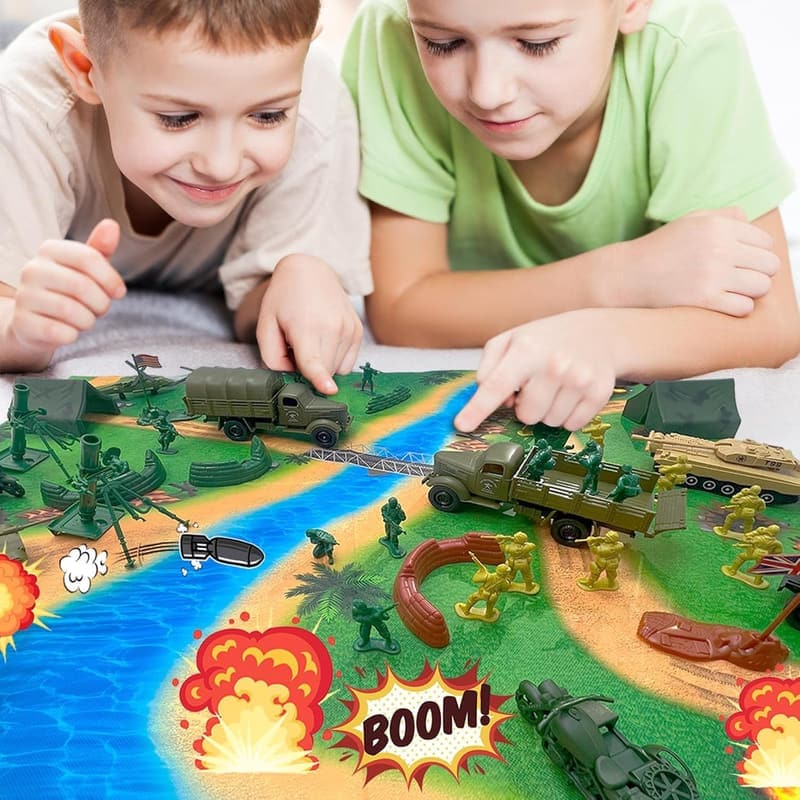 Large Army Men Battle Playset with 120 Action Figures and Accessories