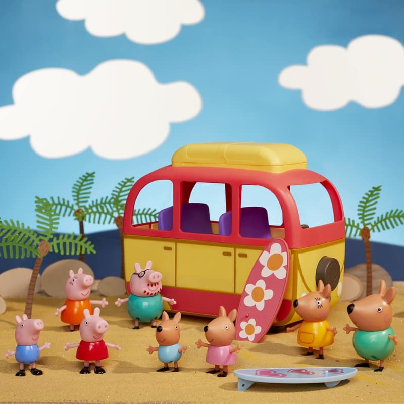 Peppa Pig Australia Campervan Toy Set with 8 Figures