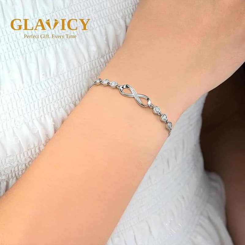 Daughter Infinity Heart Bracelet - Gift from Parents with Card
