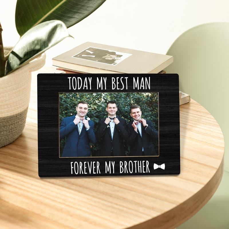 Best Man Gift: 4x6 Wooden Photo Frame for Groom's Brother