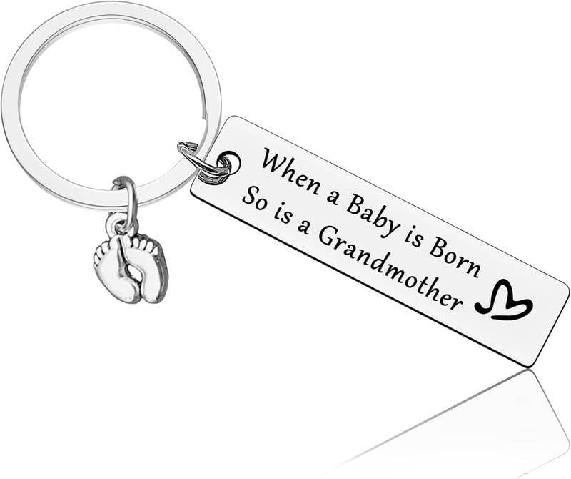New Grandma Keychain - Jewelry Gift for Pregnancy Announcement