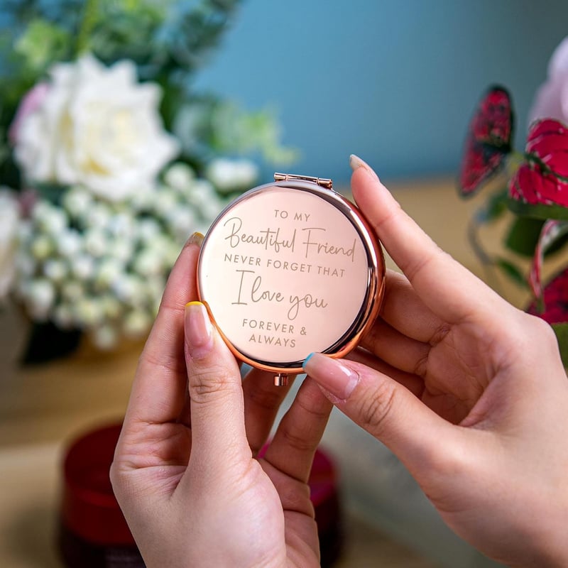 Sentimental Birthday Gift: Rose Gold Compact Mirror for Friend