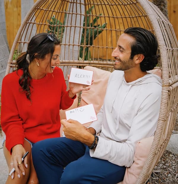 Couples Card Game for Date Night - Fun Relationship Activity