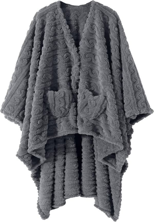 Cozy Soft Poncho Blanket - Warm Gift for Family & Friends