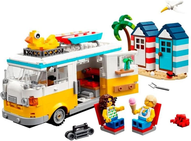 Beach Camper Van Building Kit - 3 in 1 LEGO Creator 31138