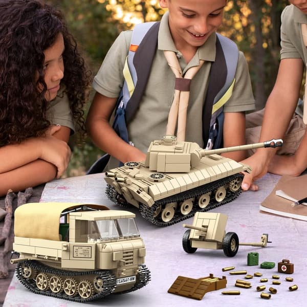 Military Tank Building Blocks Set - Panther & RSO Tractor (1078 Pieces)