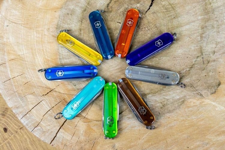 Victorinox Classic SD Swiss Army Knife - Compact, 7 Functions, Red