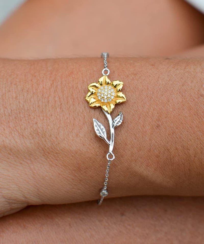 Pregnancy Gift for New Moms - Thoughtful Present from Mom