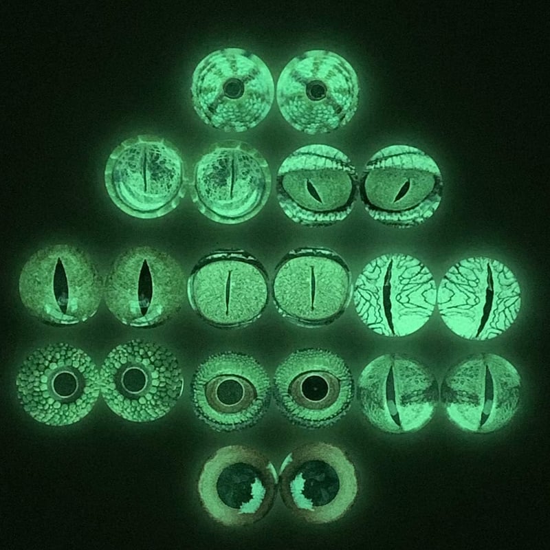 20mm Glow-in-the-Dark Glass Lizard Eyes for DIY Crafts