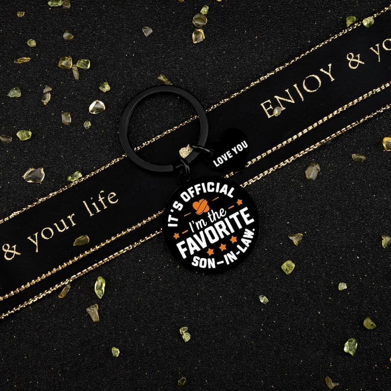 Christmas Keychain Gifts for Men - Unique Ideas for Sons-in-Law