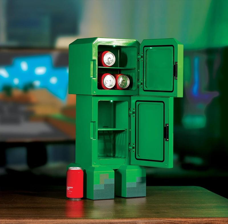 Minecraft Legends Creeper 12-Can Mini Fridge
