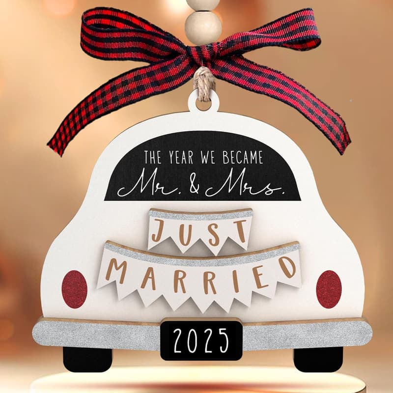 2025 Wedding Gift - Mr and Mrs Wood Hanging Ornament for Couples