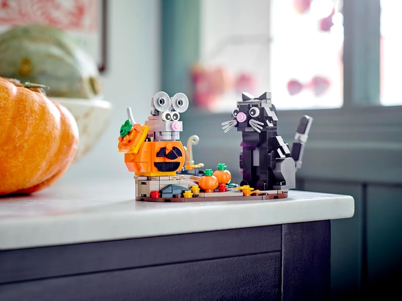 Halloween Cat & Mouse Lego Building Kit 40570