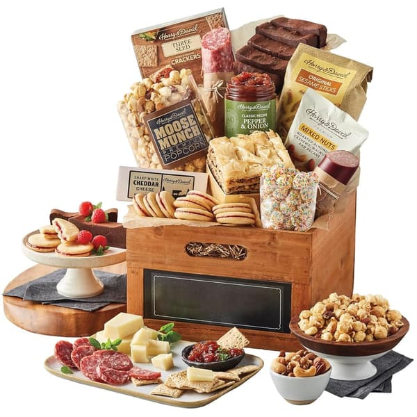 Everyday Gift Basket with Assorted Snacks