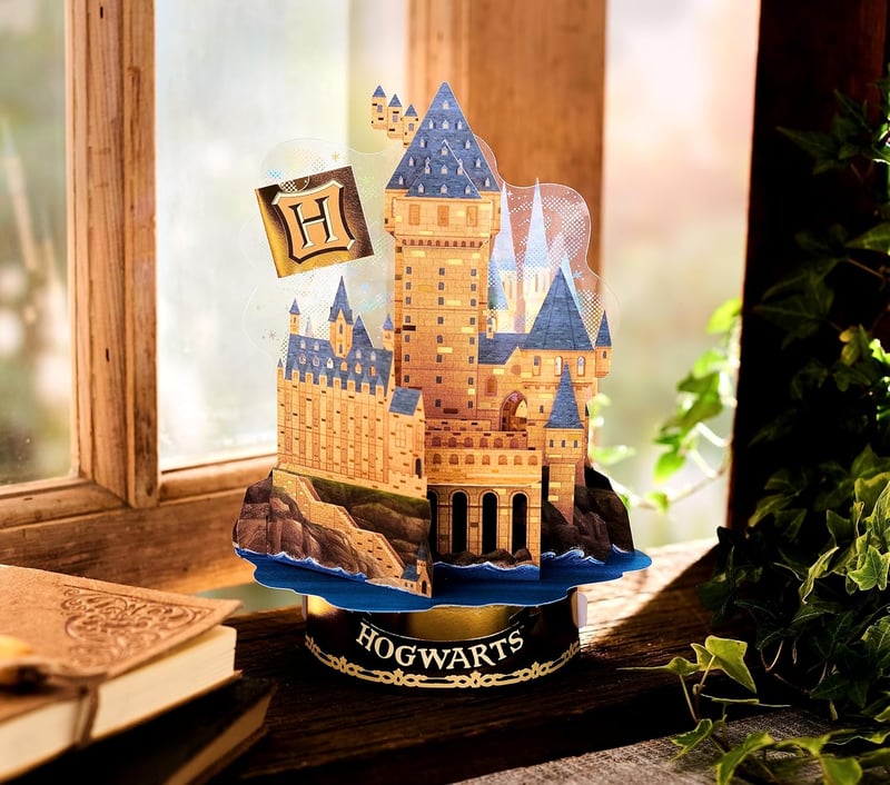 Harry Potter Pop-Up Birthday Card (Hogwarts)