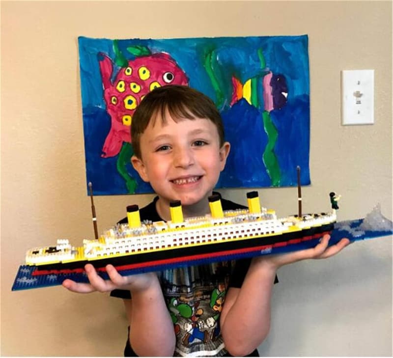 Titanic Ship Model 3D Puzzle Building Block Set - 1860 Pcs