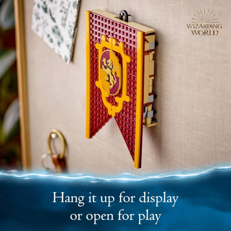 Harry Potter Gryffindor House Banner Set 76409 with Minifigures