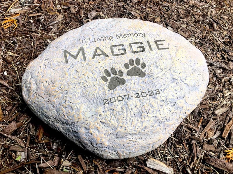 Pet Memorial Stone - Engraved Garden Marker for Dog Loss