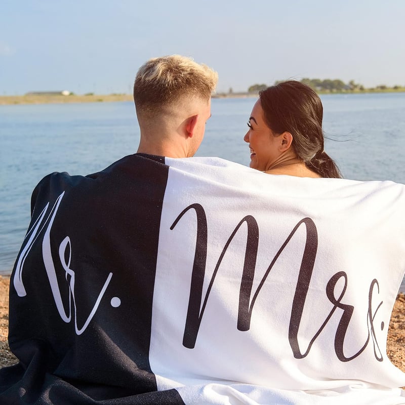Just Married Beach Towel Set for Newlyweds - Travel-Friendly