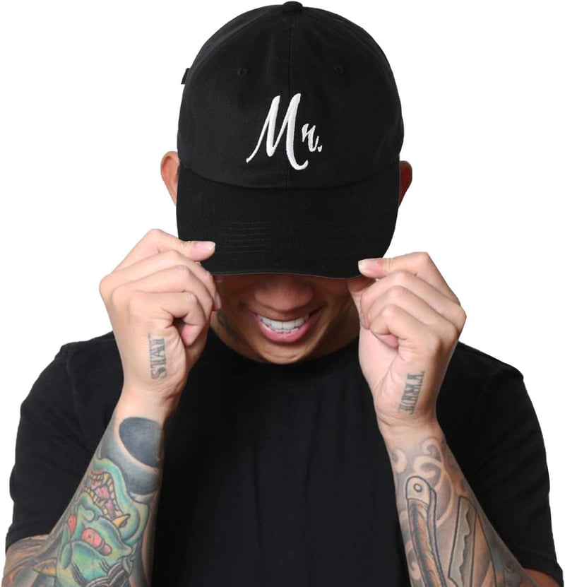 Newlywed Baseball Caps Set - Mr. & Mrs. Bride and Groom Gift