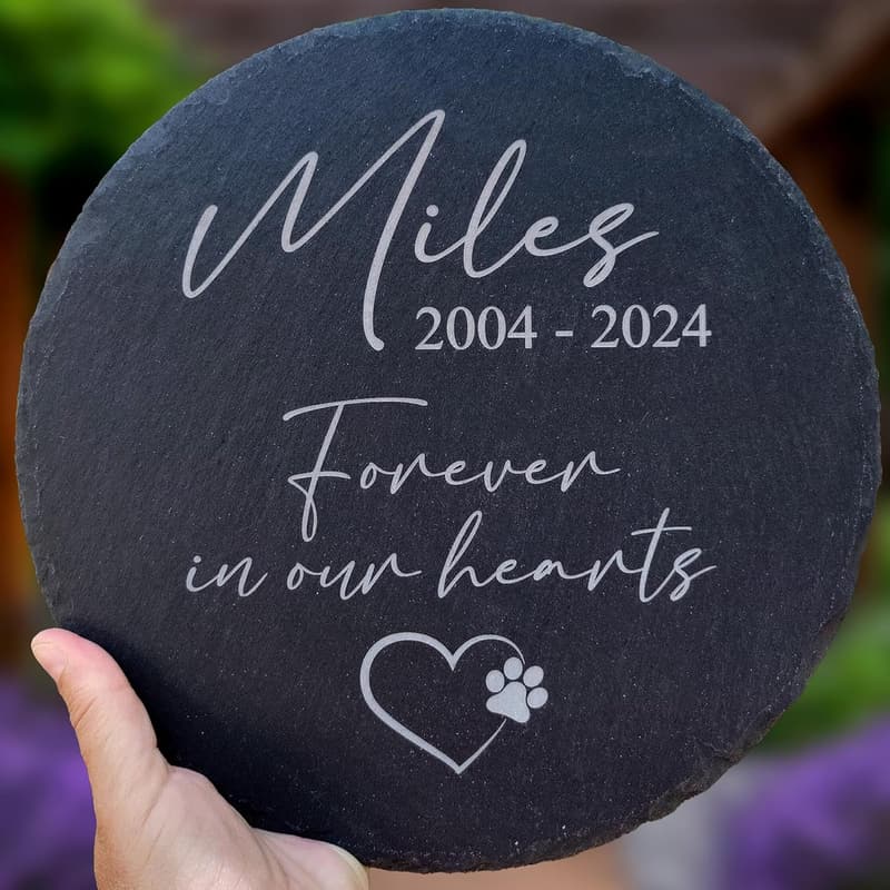 Pet Loss Sympathy Gift: Personalized Remembrance Garden Stone