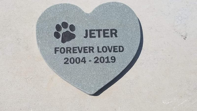 Personalized Gray Natural Stone Pet Memorial Heart Marker