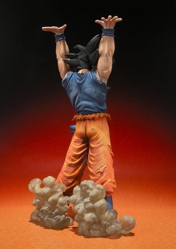 Dragon Ball Z Son Goku Spirit Bomb Action Figure